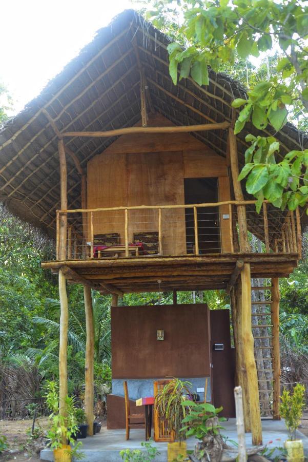 Апартаменты Pidurangala View Treehouse Сигирия Экстерьер фото